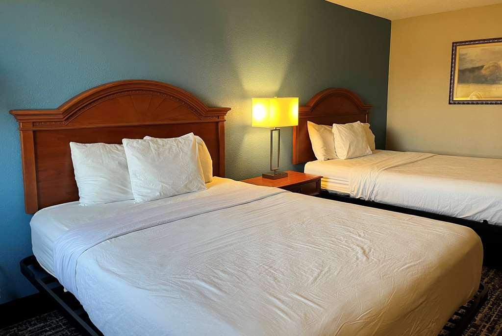 Отель Baymont By Wyndham Indianapolis South Номер фото