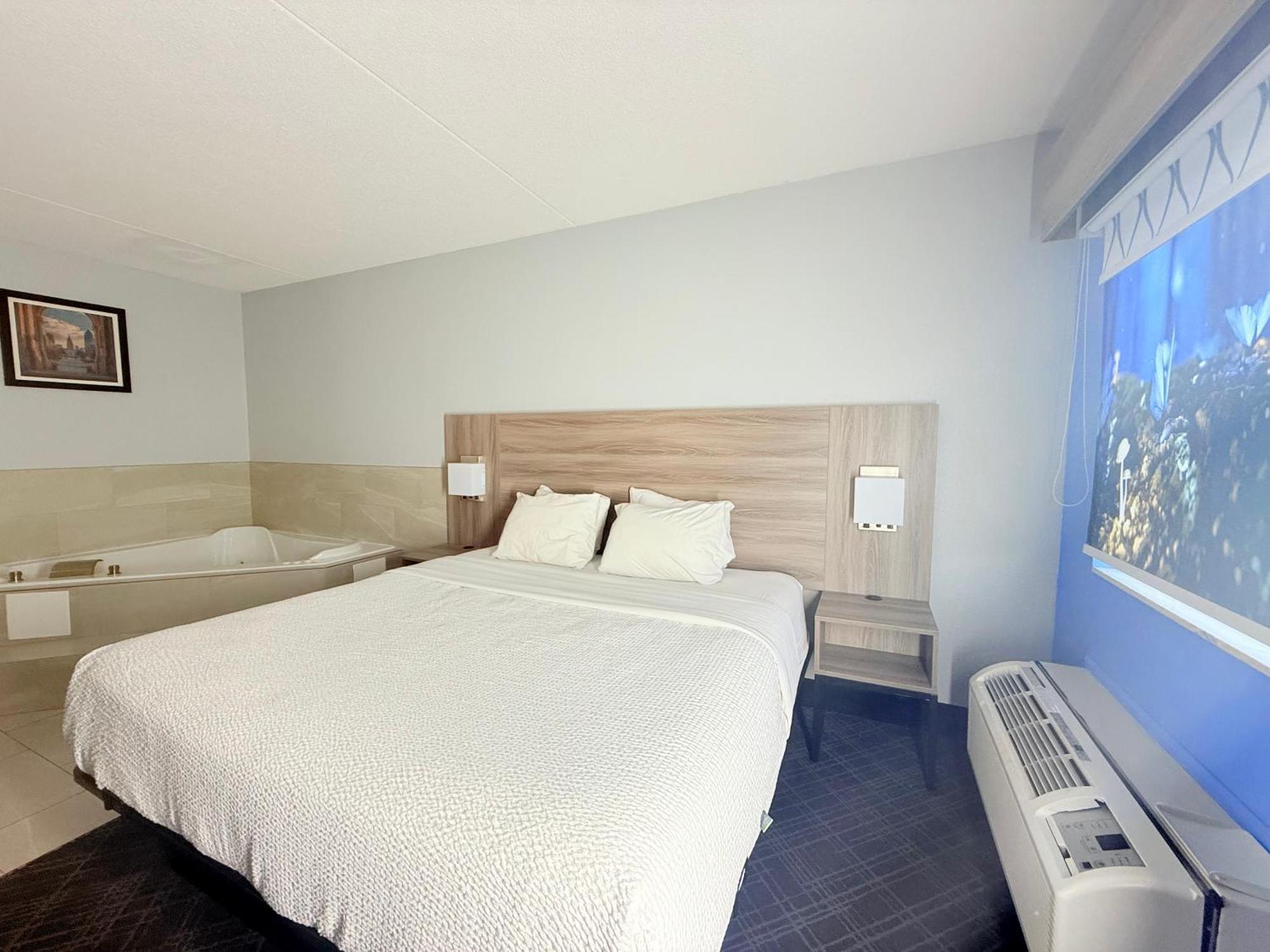 Отель Baymont By Wyndham Indianapolis South Экстерьер фото